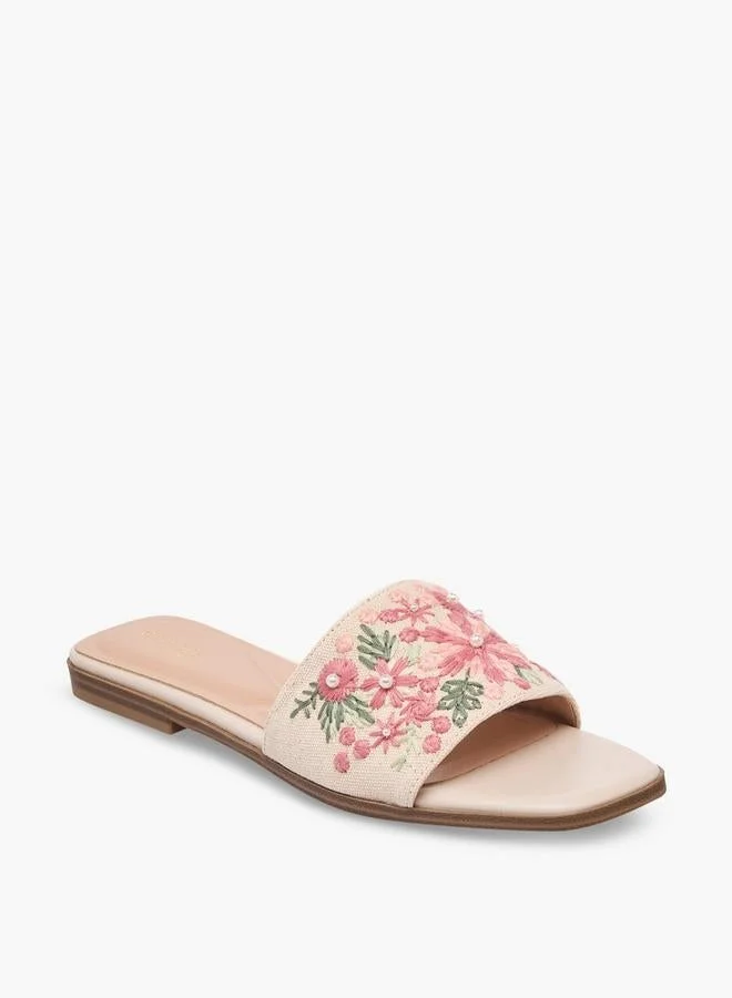 سيليست Women Embroidered Slide Sandals