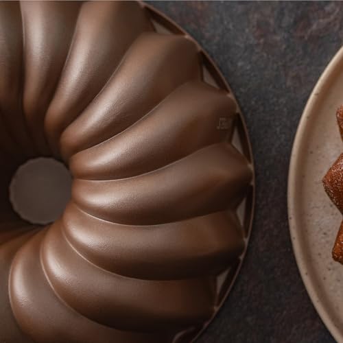 HAPPIELS 10 Cup Fluted Tube Cake Pan Nonstick, PFOA Free Fluted Cake Pan for Baking, Pound Cake Mold for Oven, Cake Molds And Cake Pans, Tube Mold, Pound Tin (Classic) - Image 5