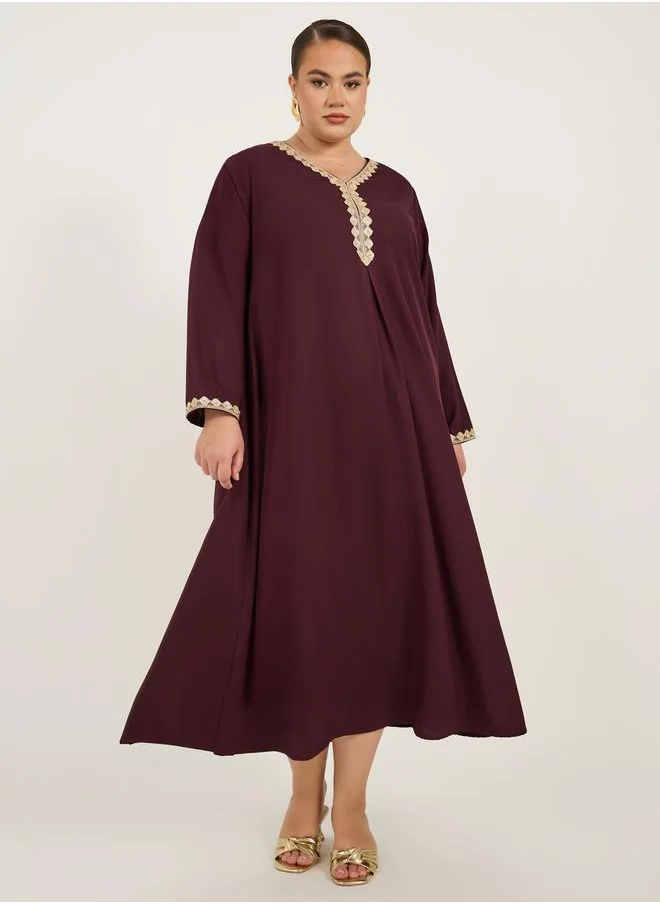 Styli Styli Plus Size Lace Detail V Neck Flared Hem Jalabiya