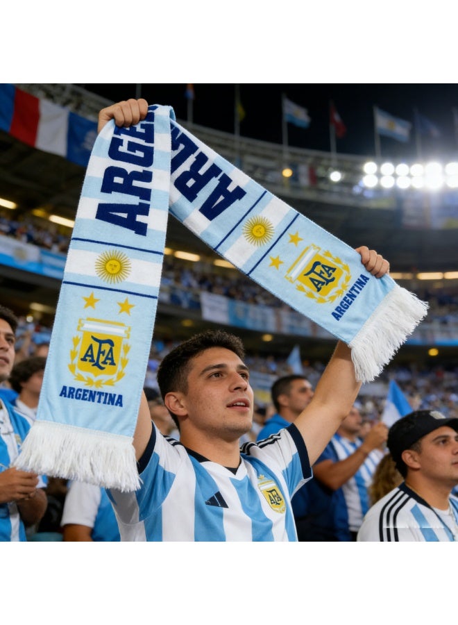وشاح كرة قدم لكأس العالم 2026 - شعار منتخب الأرجنتين، أبطال كأس العالم 3 - وشاح رسمي باللونين الأزرق الفاتح والأبيض من الاتحاد الأرجنتيني لكرة القدم، مناسب ليوم المباراة. - Image 2