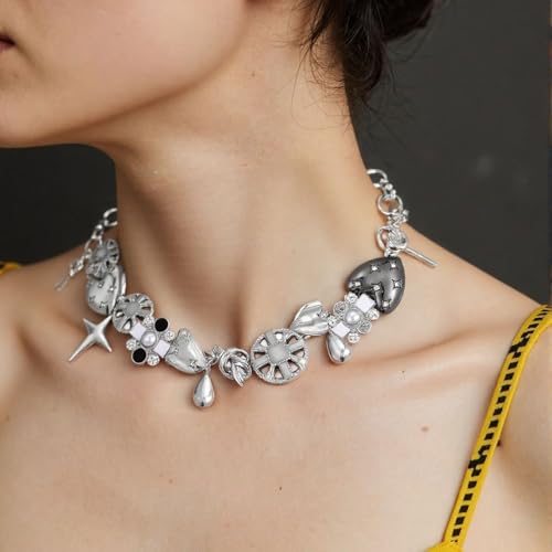 BSOKEIXD Black Heart Chunky Choker Necklace， Star Choker Necklace for Women Gothic Y2K Aesthetic Outfit Jewelry Accessories Vintage Retro Chunky Costume - Image 4