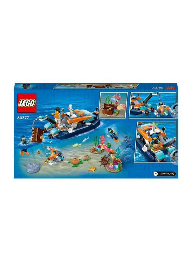 ليغو City Explorer Diving Boat 60377 Building Toy Set; Ocean Playset for Ages 5+; Includes a Coral Reef Setting, Mini-Submarine, 3 Minifigures and Manta Ray, Shark, Crab, 2 Fish and 2 Turtle Figures (182 Pieces)