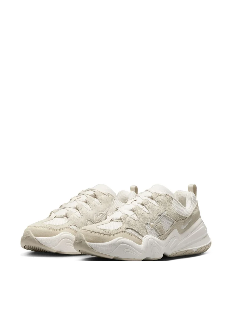 Nike Tech Hera
