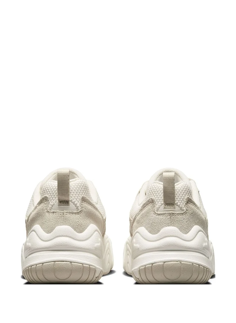 Nike Tech Hera