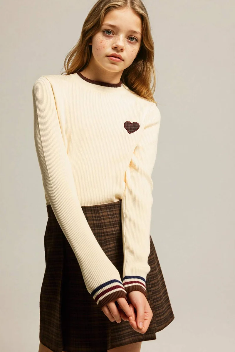 DeFacto Girl Regular Fit Embroidered High Neck Pullover