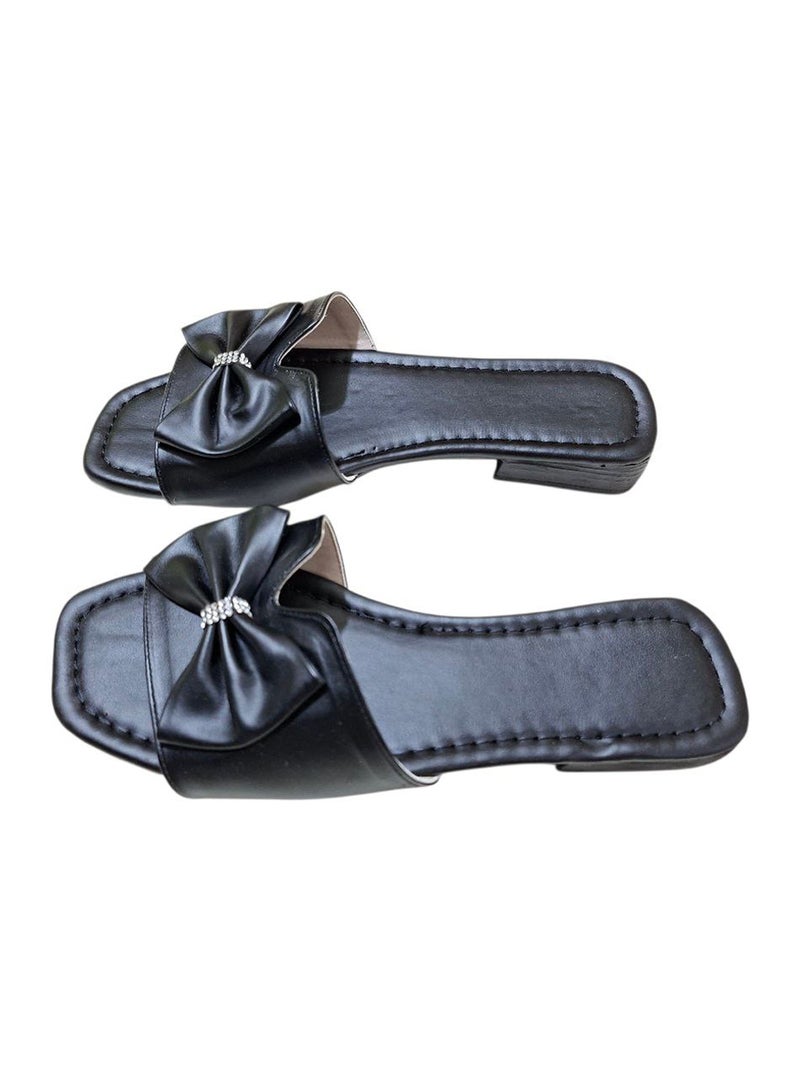 Karisma Flat Slippers With A Nicely Designed Bowtie - Image 2