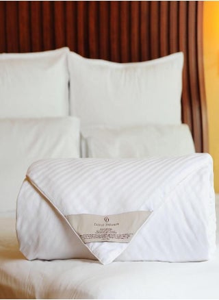 CUDDLE DREAMS Silk Comforter for Spring/Summer/Fall, 100% Long-Strand Silk Filling, Natural & Breathable (Twin, 68 in x 86 in) - pzsku/Z5BFDC439EF5C56DBEFB0Z/45/_/1693489720/d79d820d-0dfd-44c4-b75d-0e55a8e332ef