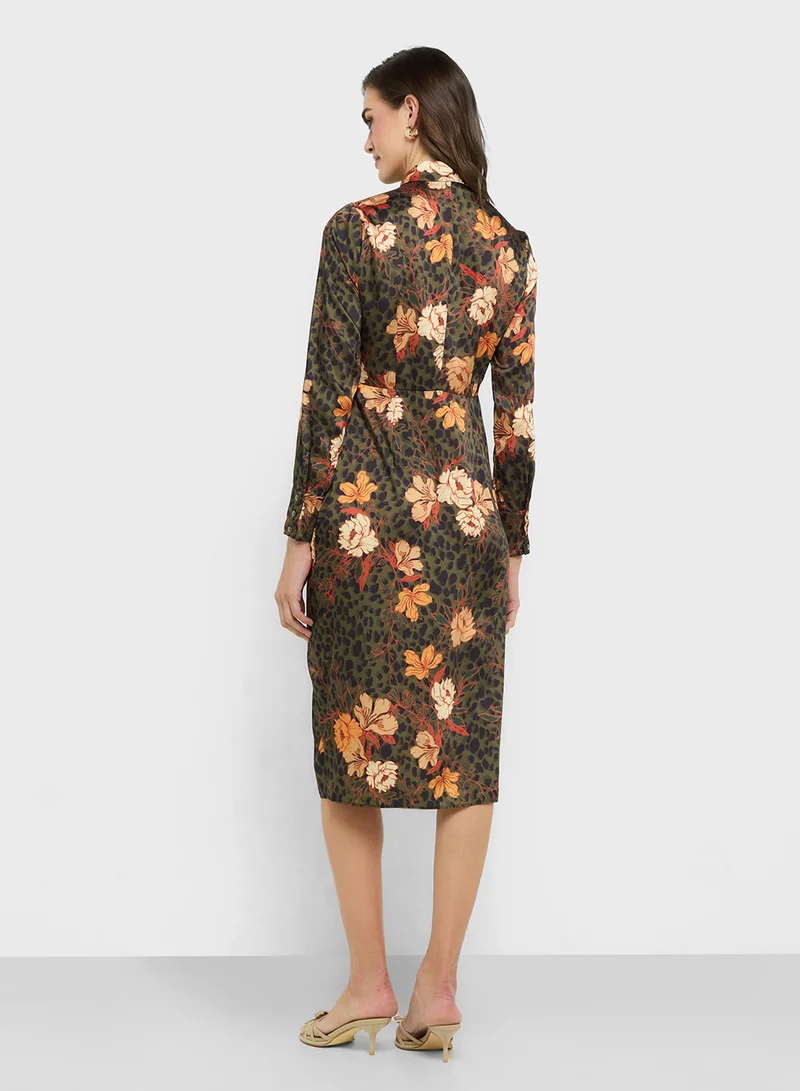 ستايل تشيت Floral Tie-Waist Dress