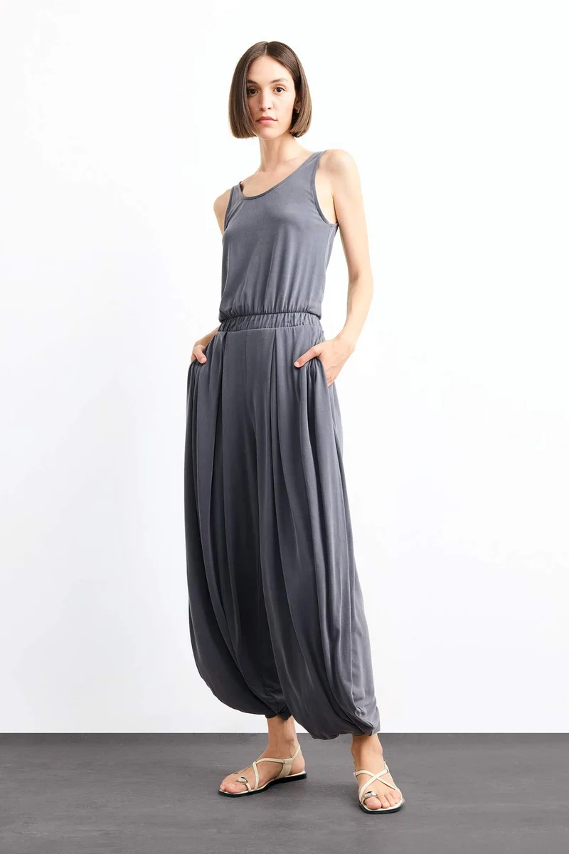 ديفاكتو Jumpsuit