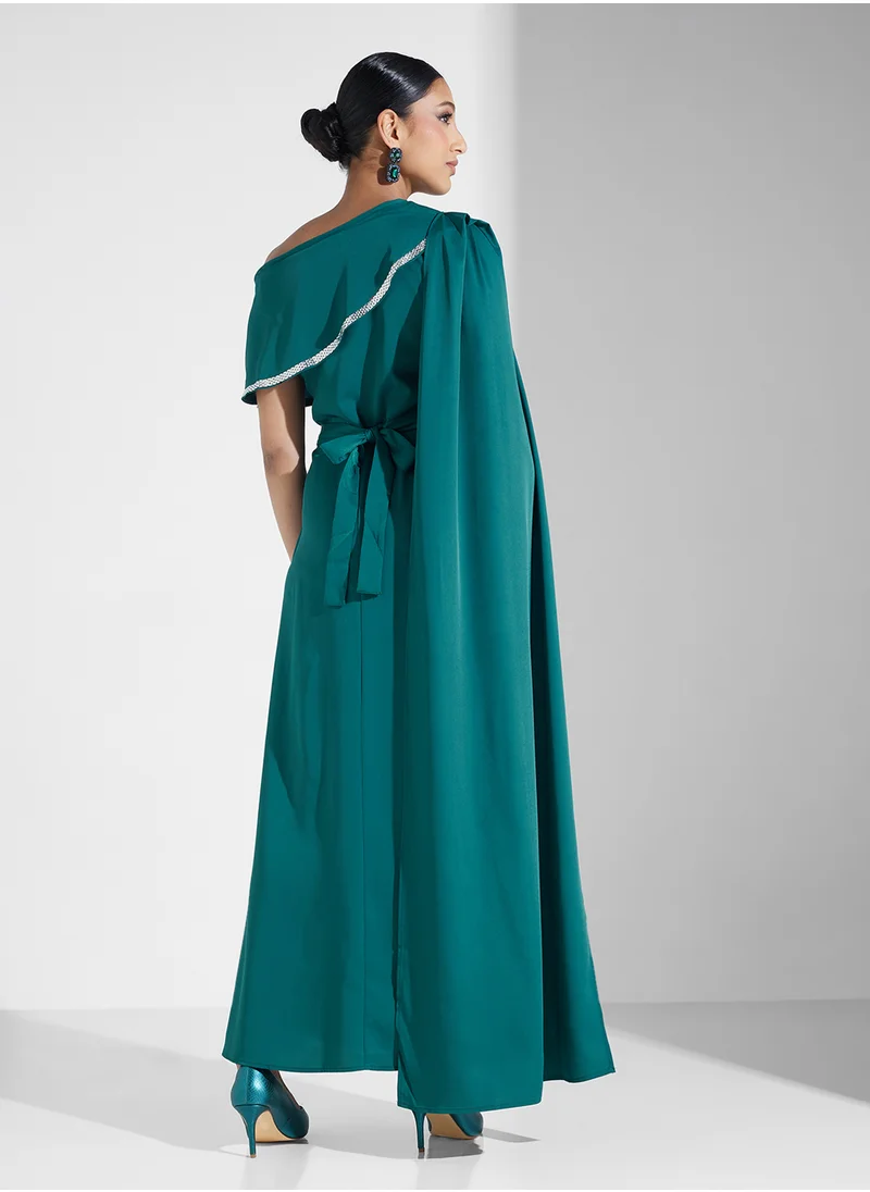 خزانة Dress With Embellished Cape Sleeves