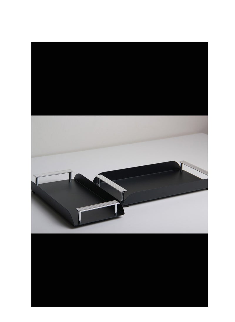 Generic - A stand for serving dishes for sweets and nuts, with a luxurious royal touch - Image 1