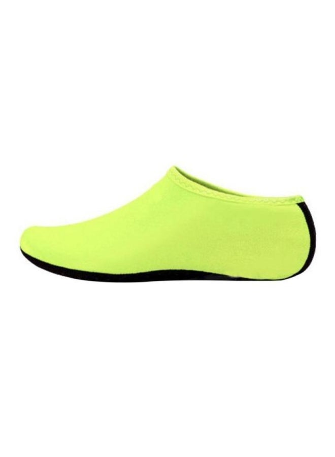 Generic Unisex Water Shoes with Non-Slip Sneaker Socks