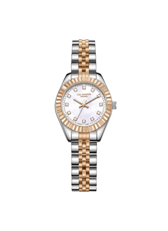 Lee Cooper Lee Cooper LC07956.520 Women's Analog Display Watch & Metal Strap Silver