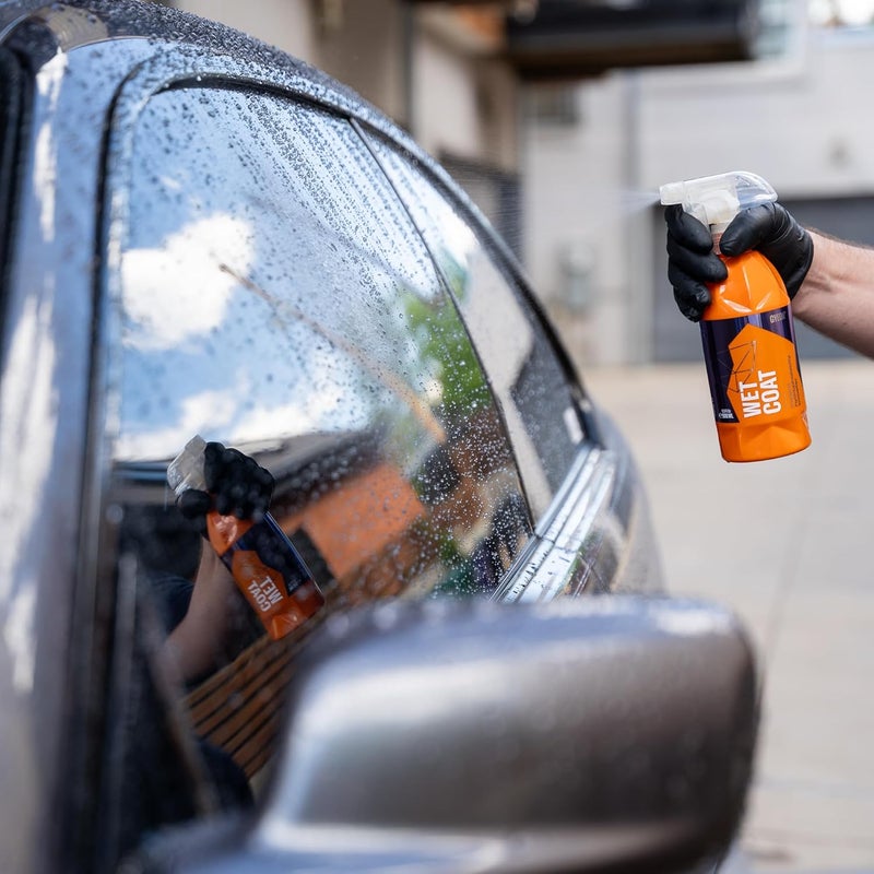 Gyeon Wet Coat 500ml - Hydrophobic Ceramic Spray Coating for Cars - High Gloss Solutions for Your Car Paint Wheels and Glass - Spray On Rinse Off Easy DIY Use Formula - Image 2