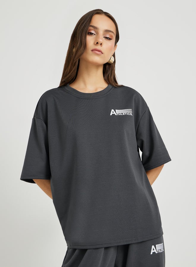 Styli Styli Typography Printed Short Sleeve T-Shirt and Joggers Co-Ords  - Image 3