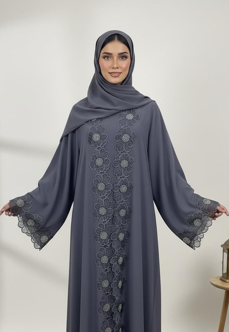 NUKHBAA عباءة ليلى الدانتيل مع بطانة متطابقة - قماش نيدا-2P836 - Image 3