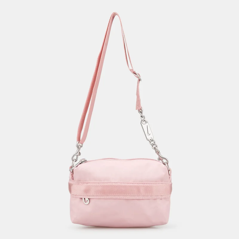 Nike Women's Sportswear Futura Luxe Crossbody Bag