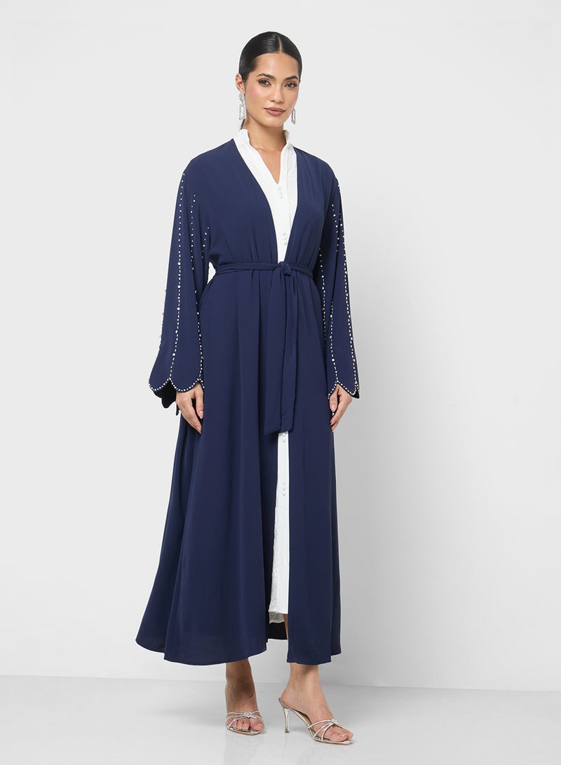 Khizana Abaya With Embellished Sleeves - Image 4