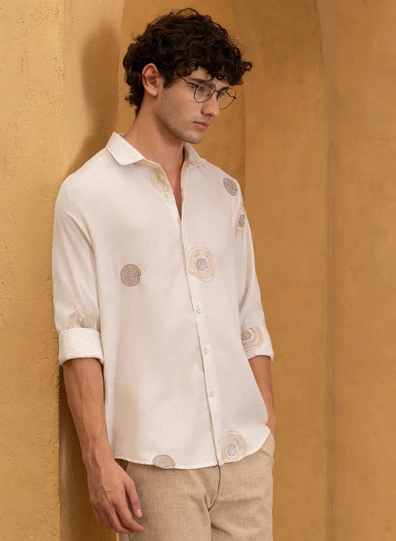 CAHOOT  Men's Off-White Plain/Basic Regular Shirt For Casual Wear | Collared Neck | Long Sleeve | Button Closure | Cotton Blend Shirt Crafted With Comfort Fit For Everyday Wear for Men | Best Price UAE