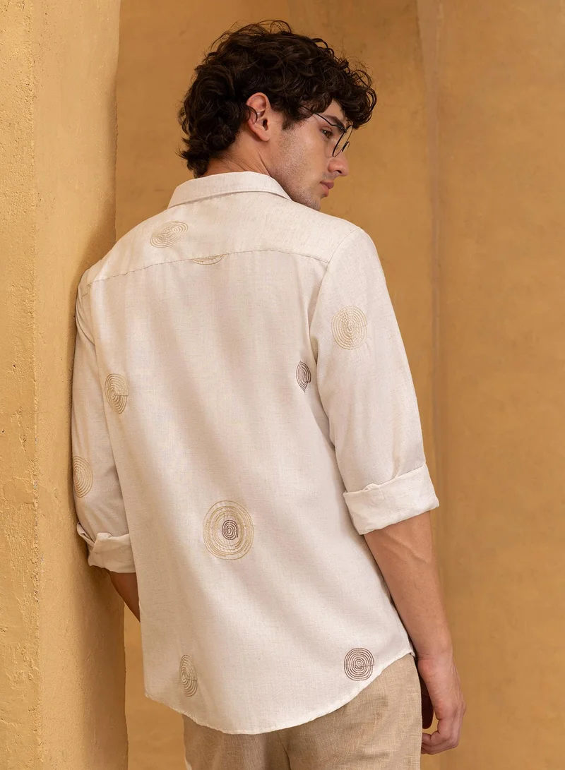 CAHOOT  Men's Off-White Plain/Basic Regular Shirt For Casual Wear | Collared Neck | Long Sleeve | Button Closure | Cotton Blend Shirt Crafted With Comfort Fit For Everyday Wear for Men | Best Price UAE