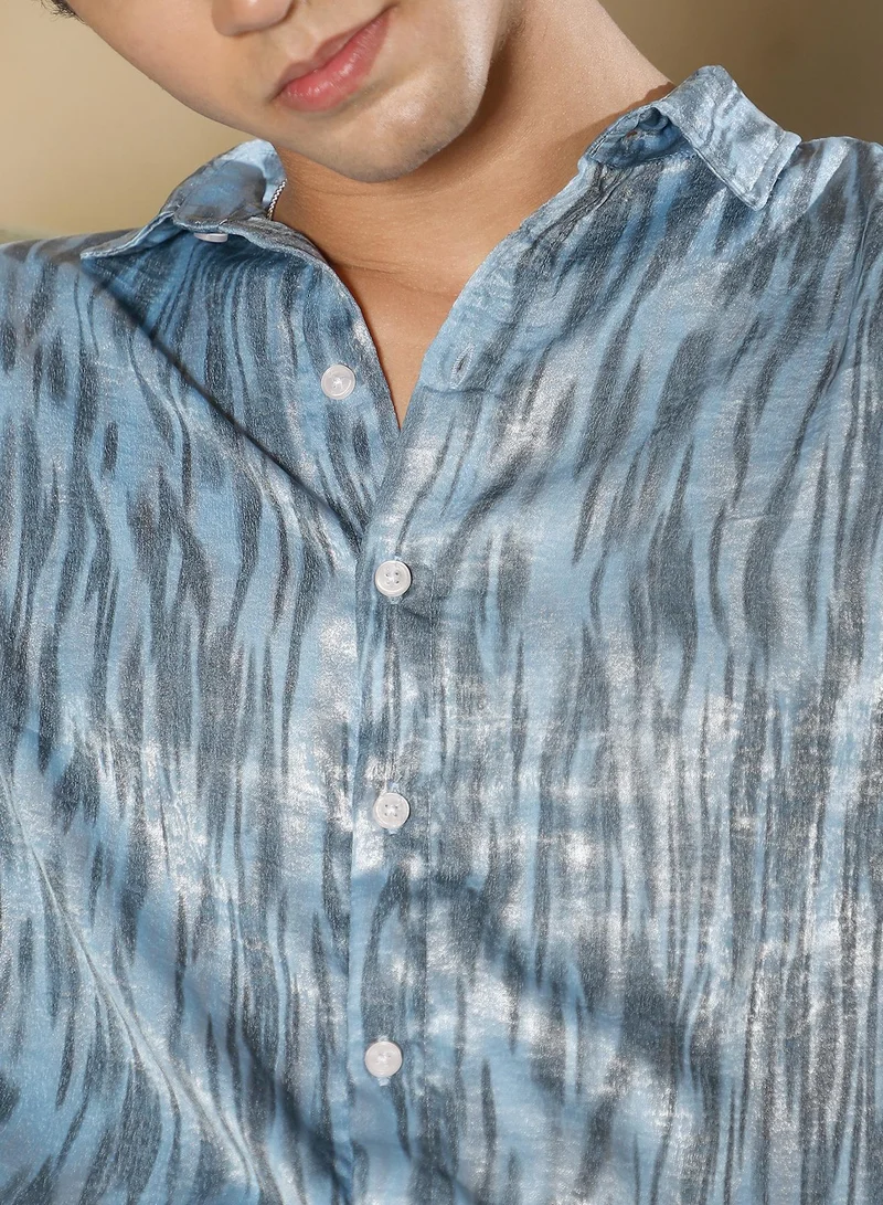 Campus Sutra Men Contrast-Abstract Imprint Shirt | Spread Collar , Long Cuffed Sleeves | Button Closure Curved Hem | Abstract Print Plain | Woven Fabric For Party & Evening Wear | Sky Blue