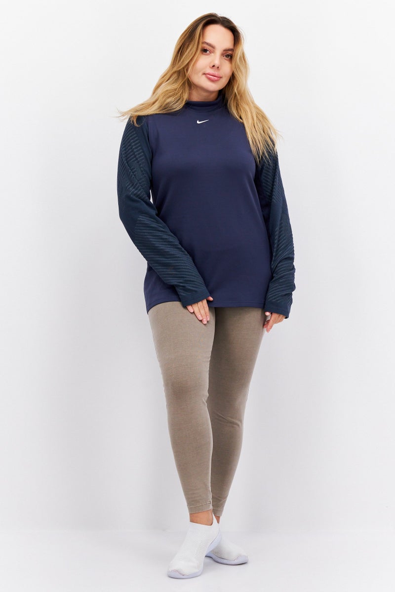 Nike تي شيرت تدريب للنساء من ماركة لياقة بدنية، رمادي - Image 4