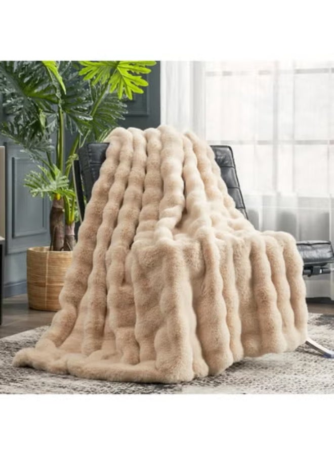 كيلا بطانية كوزي بليس المصنوعة من الفرو الصناعي للأريكة، بطانية ناعمة وسميكة من القطيفة، مناسبة لغرفة النوم وغرفة المعيشة، 70 × 100 سم - Image 1