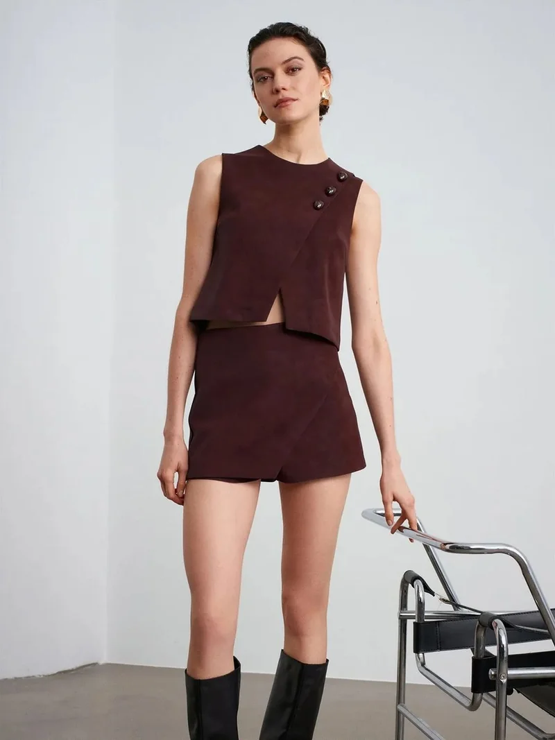 Dilvin DILVIN Crop Faux Leather Button Waistcoat