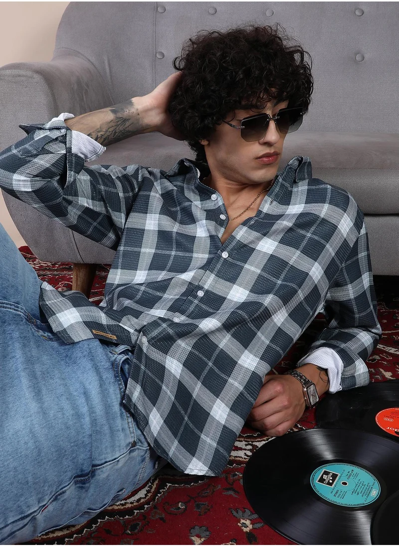 Campus Sutra Campus Sutra Men's Slate Grey Tartan Plaid Shirt For Casual Wear | Spread Collar | Long Cuffed Sleeves | Button Closure | Shirt Crafted With Comfort Fit For Everyday Wear