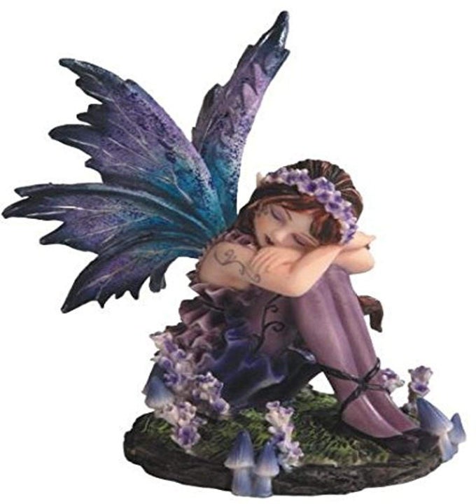 SSG91587 YOUNG BLUE AND PURPLE FAIRY SLEEPING IN GARDEN FIGURINE SMALL