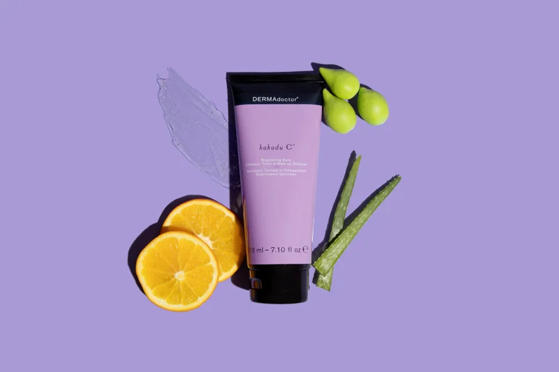 DERMAdoctor Kakadu C Vitamin C Brightening 3-in-1 Cleanser Toner & Make-up Remover for All Skin Types 210 mL
