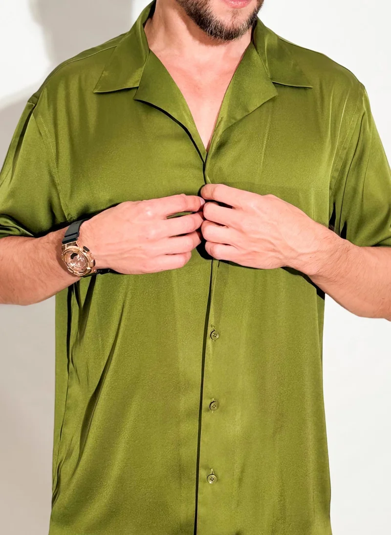 جانارا جونز Olive Satin London Shirt