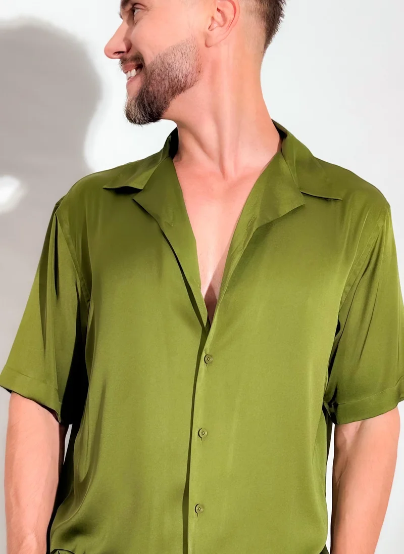 جانارا جونز Olive Satin London Shirt