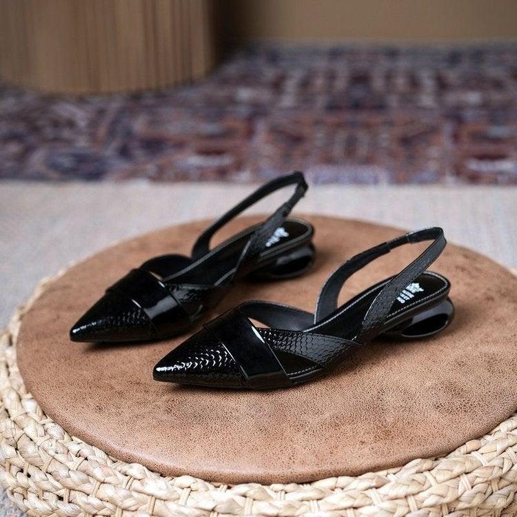 French Fashion Silver Toe Sandals Women'S 2024 Thick Heeled Shallow Point Toe Shoes With Skirt - Image 4
