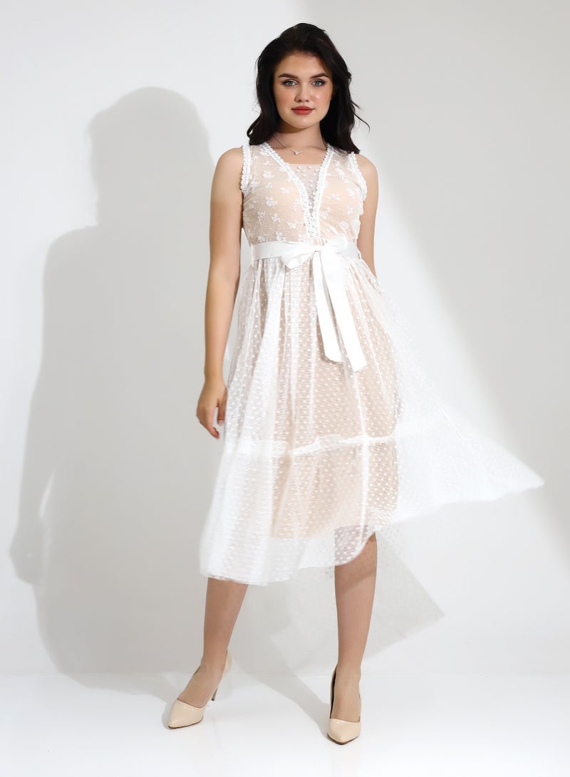 Elegant Dress With An V-Neck And High Quality - Image 2
