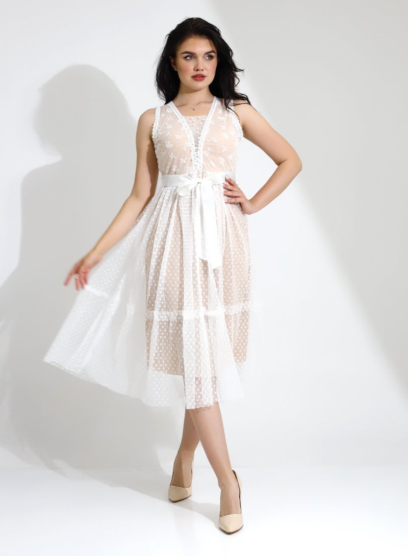 Elegant Dress With An V-Neck And High Quality - Image 3