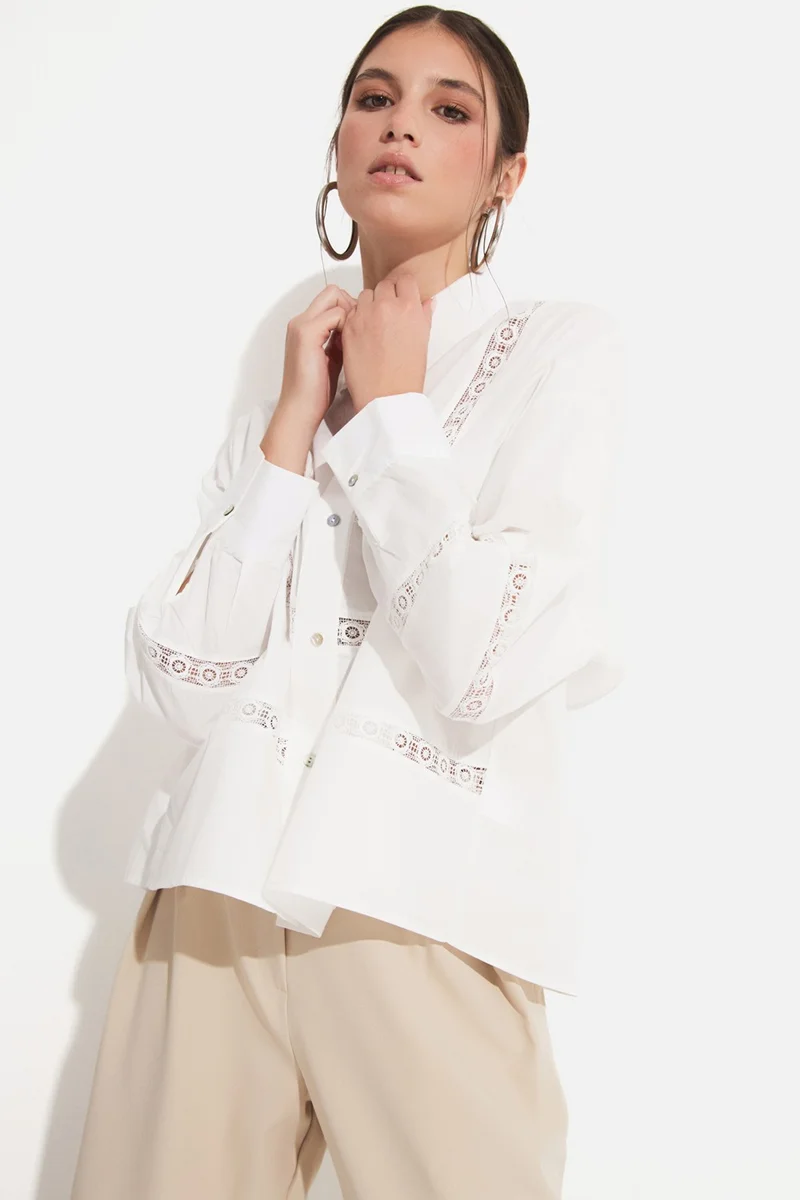 JUNE Women's Exclusive Oversize/loose Cut 100% Cotton Guipure Detailed Shirt