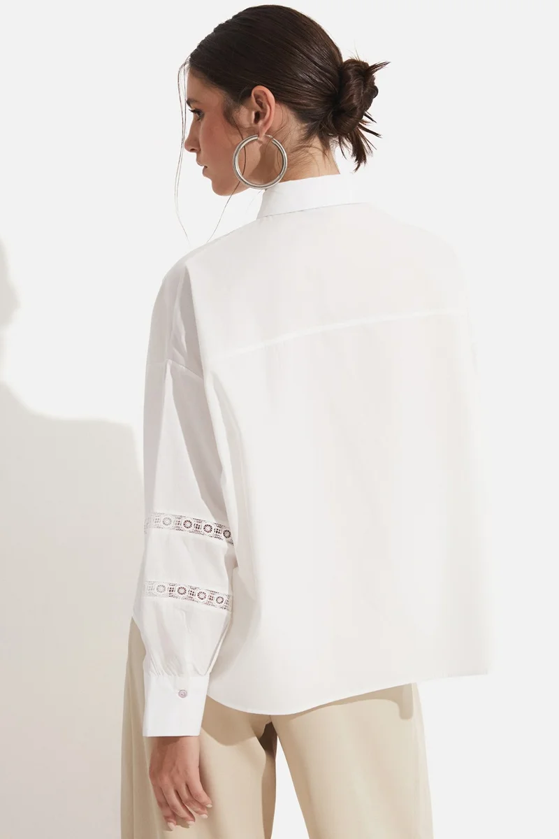 JUNE Women's Exclusive Oversize/loose Cut 100% Cotton Guipure Detailed Shirt