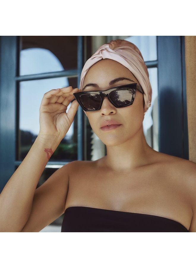 SLIP عمامة حرير سليب باللون الوردي، مقاس واحد (21 بوصة - 28 بوصة) - عمامة شعر مزدوجة الخطوط من حرير التوت الخالص 22 موم - غطاء رأس خفيف الوزن ومتعدد الأغراض وصديق للشعر + غطاء نوم لأنواع الشعر المجعد والكثيف - Image 3