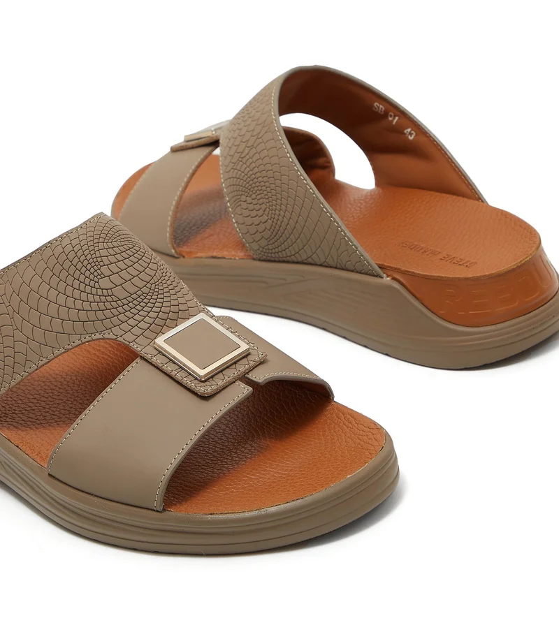 ستيف مادن Stone Grey Men's Sandals