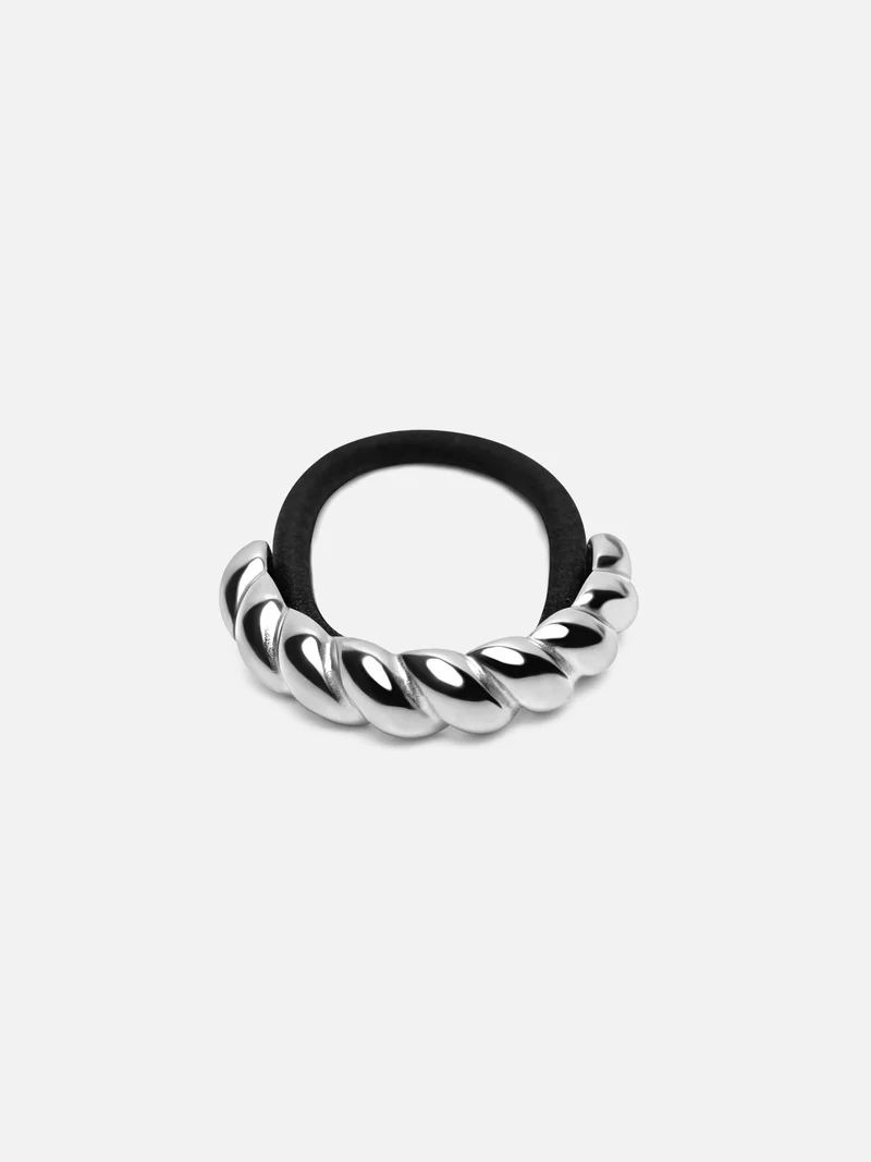 ليتشي Scrunchie with twisted metal decoration