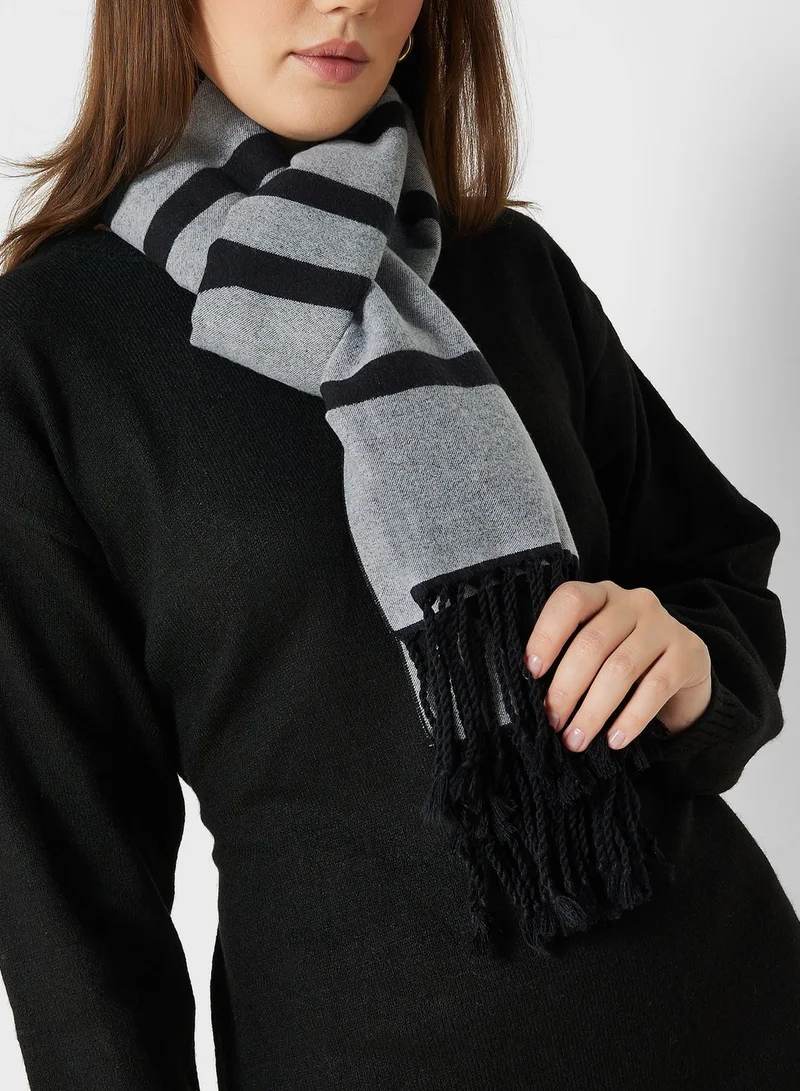 CALVIN KLEIN Fringes Scarf