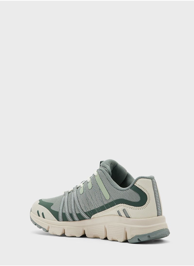 SKECHERS Summits At  - Image 2