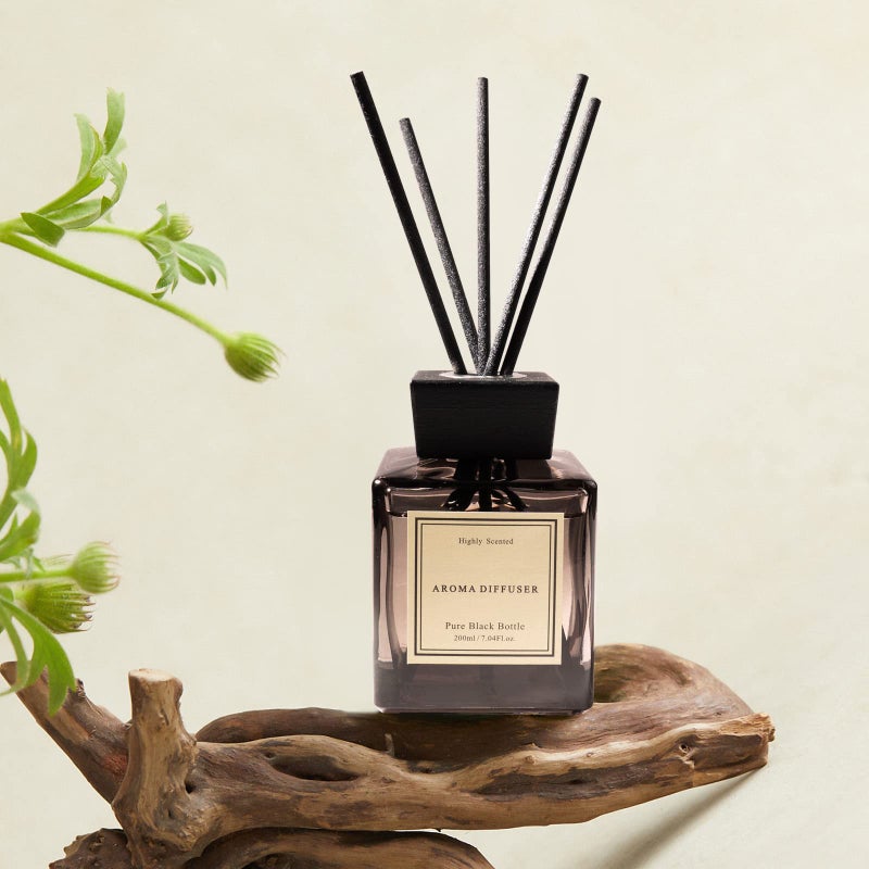 XEPTLE White Musk Cedar Reed Diffuser Freshen Up Your Living Space Transform Your Home with Natural Fragrance Room Scent Diffuser with 5 Diffuser Sticks 7.04 oz - Black - Image 3