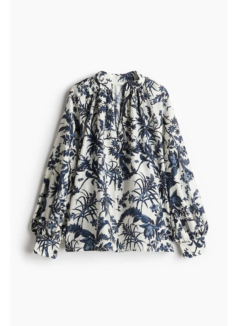 H&M Oversized blouse