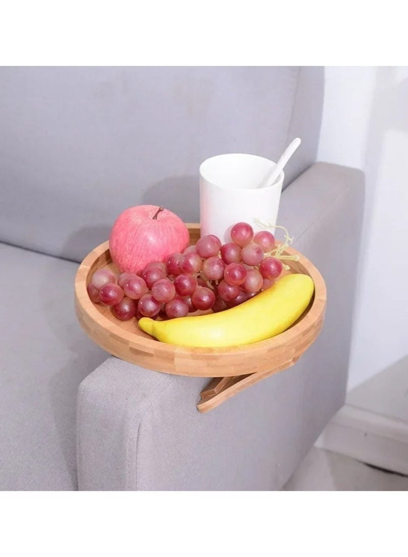 طاولة مسند ذراع الأريكة بتصميم قابل للطي - صينية خشبية للمشروبات والطعام وأجهزة التحكم - موفرة للمساحة، محمولة، إضافة عصرية لغرفة المعيشة - Image 4