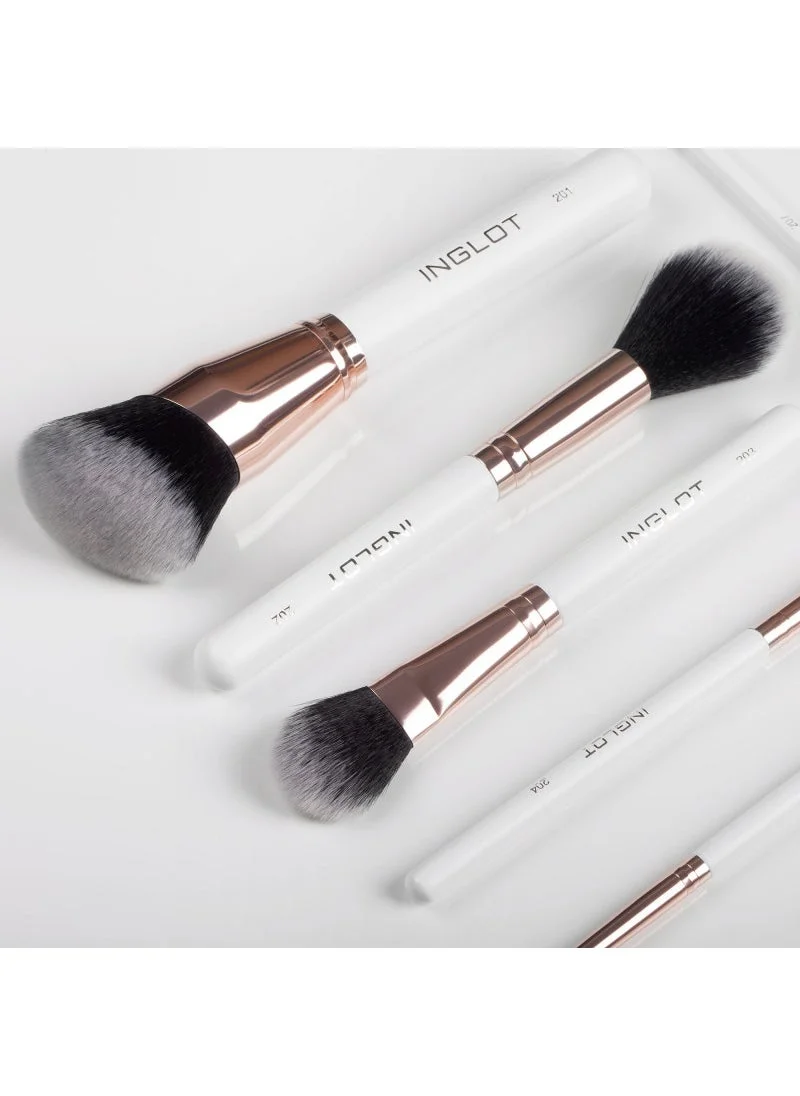 Inglot Makeup Brush  201