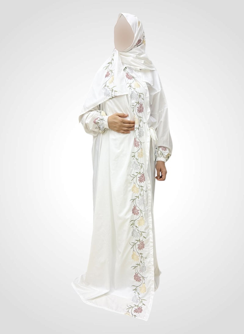 A Very Soft And Comfortable Prayer Dress Embroidered With Striped Floral Designs Consisting Of One Piece Includes a Veil And It Covers The Whole Body With A Uniform And Wide Size Suitable For All Bodies