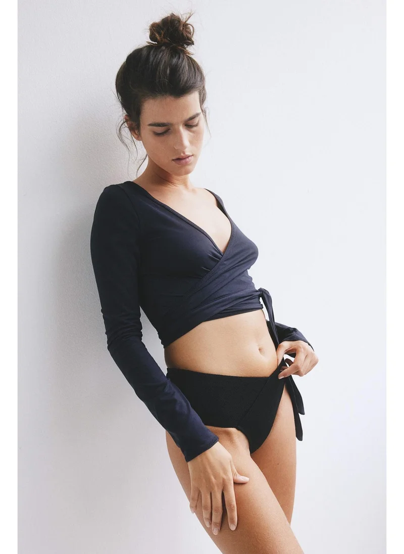H&M Short wrap top