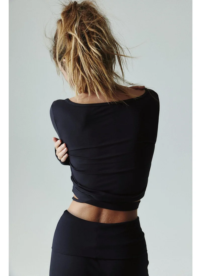 H&M Short wrap top